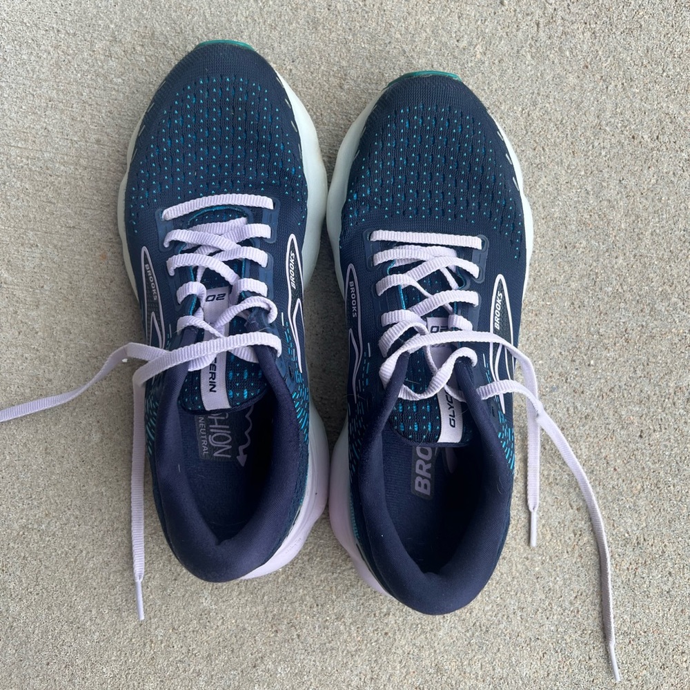 Brooks Glycerin 20 athletic running shoes Women’s Size 8